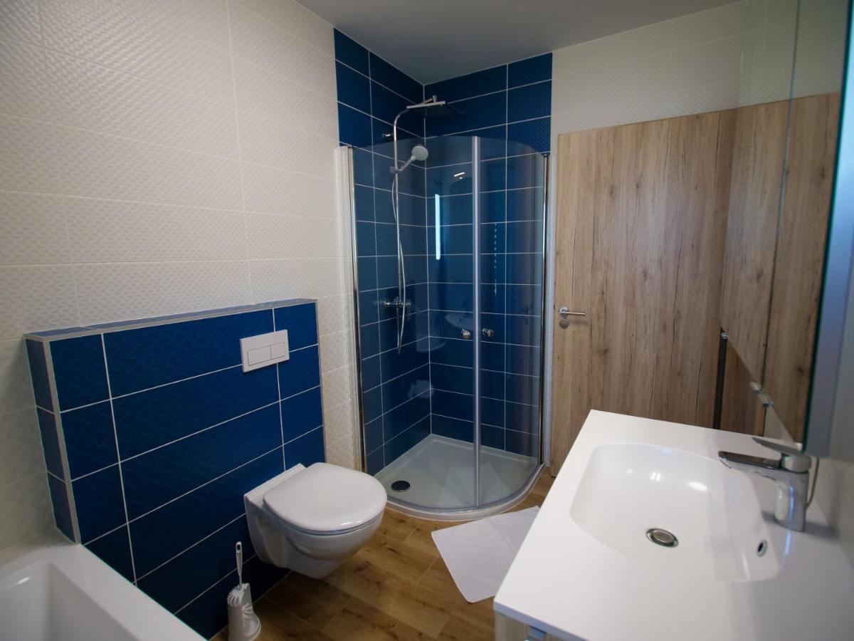 Zea Apartmanhaz Apartamento Balatonfenyves Exterior foto