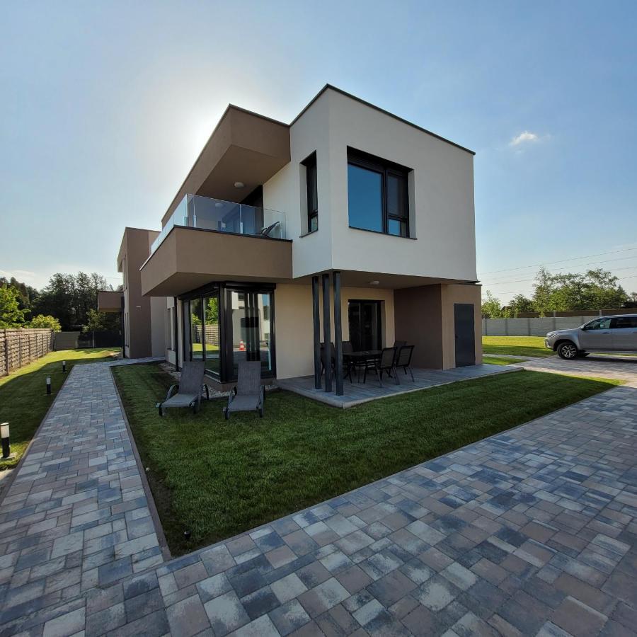Zea Apartmanhaz Apartamento Balatonfenyves Exterior foto