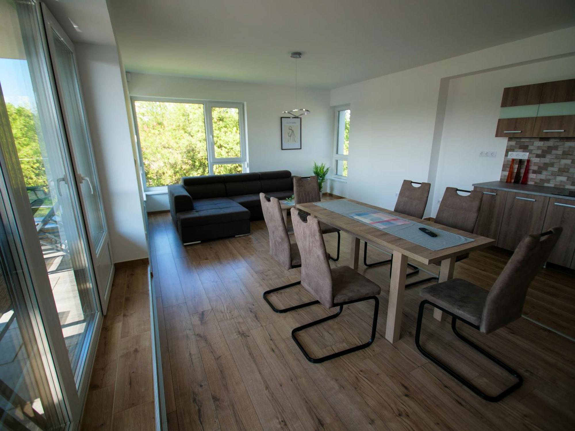 Zea Apartmanhaz Apartamento Balatonfenyves Exterior foto