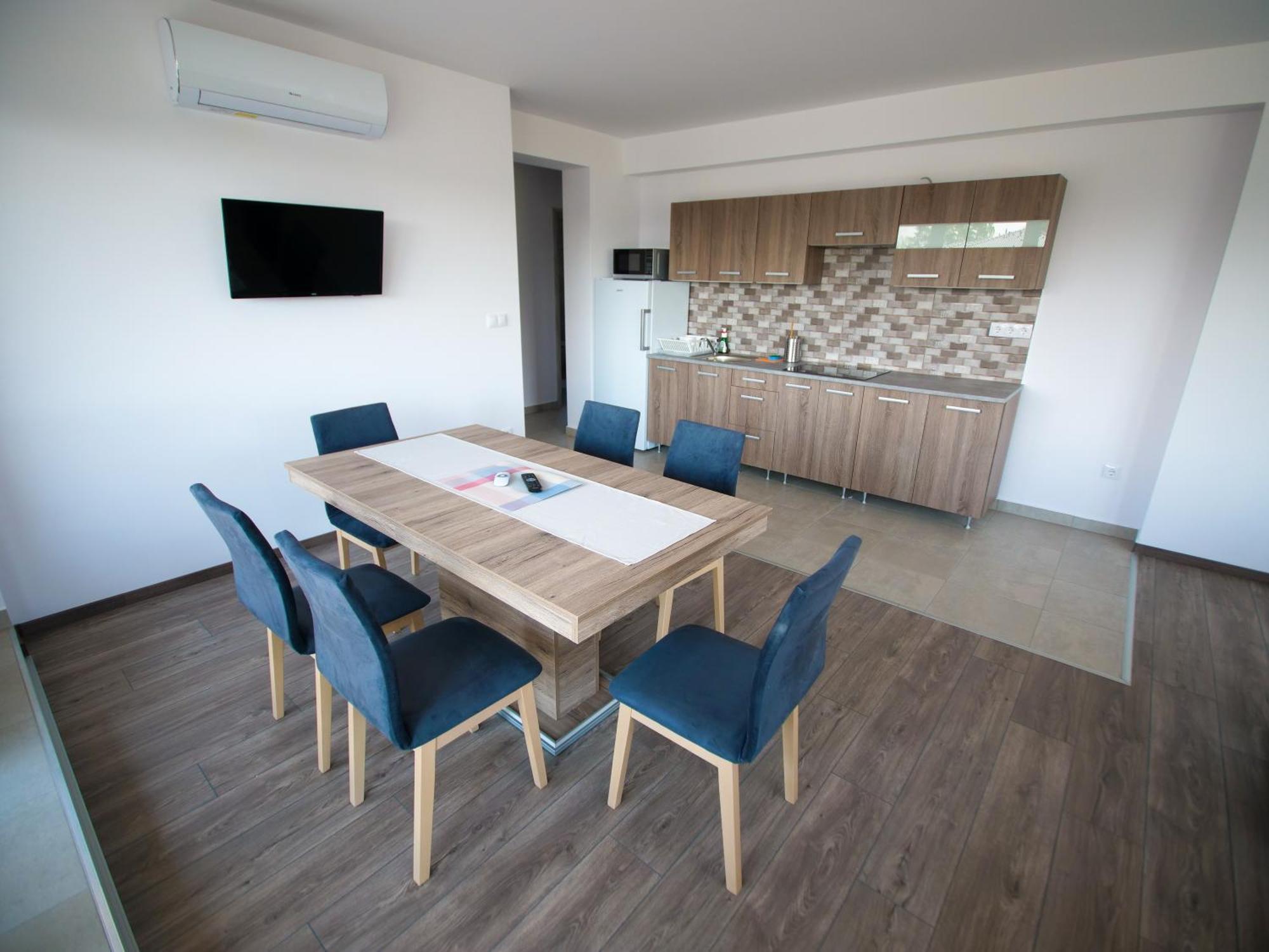 Zea Apartmanhaz Apartamento Balatonfenyves Exterior foto