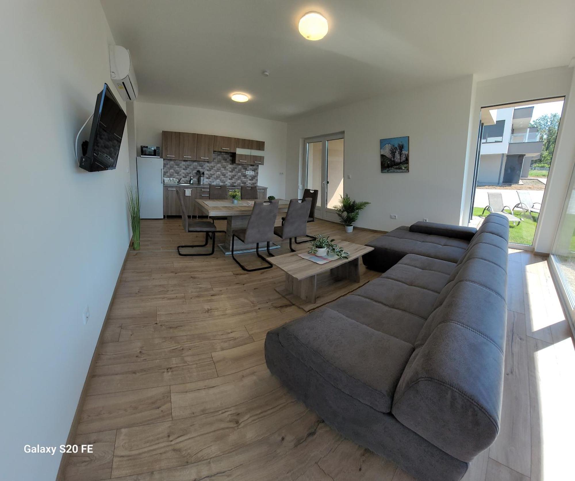 Zea Apartmanhaz Apartamento Balatonfenyves Exterior foto